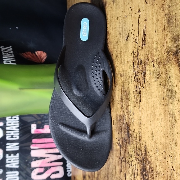 Oka-B Flip Flops - Picture 3 of 7